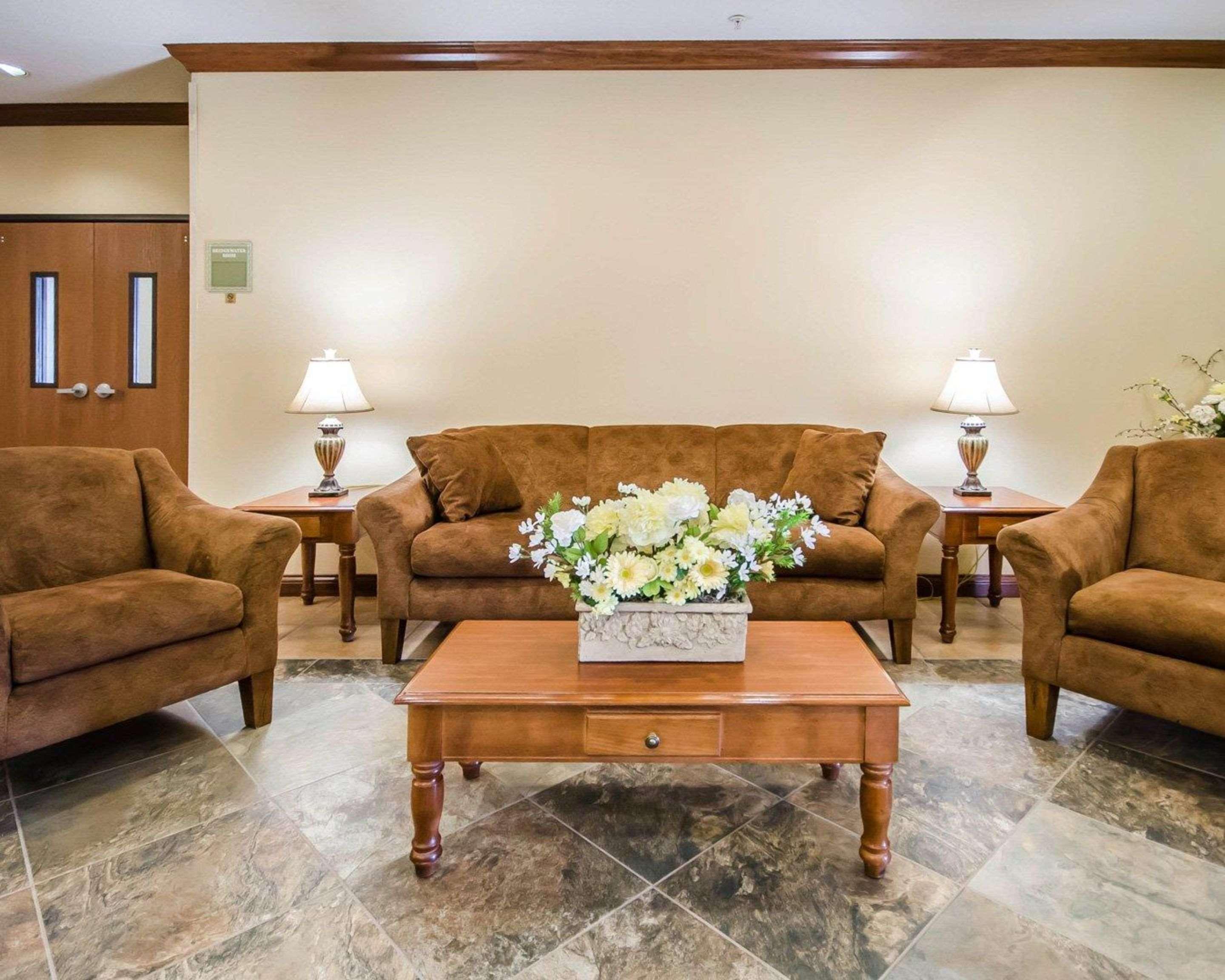Quality Inn & Suites Rockport-Owensboro North Gold Award Winner Extérieur photo