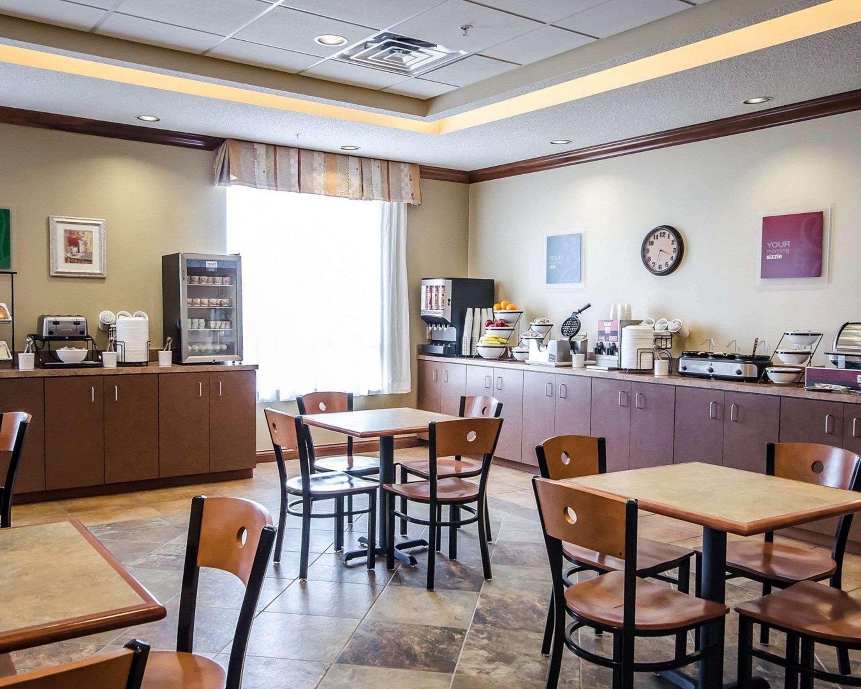 Quality Inn & Suites Rockport-Owensboro North Gold Award Winner Extérieur photo