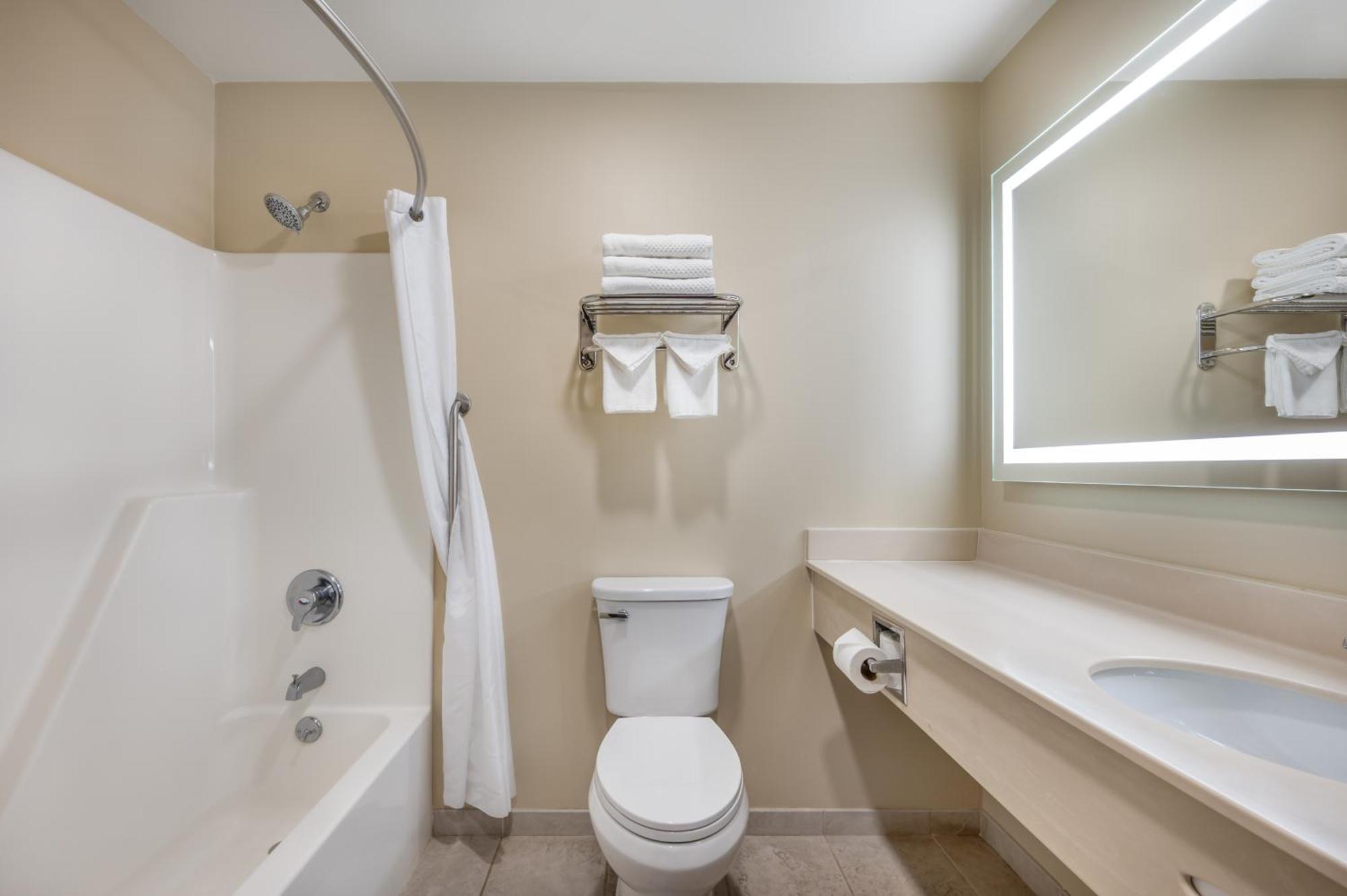 Quality Inn & Suites Rockport-Owensboro North Gold Award Winner Extérieur photo