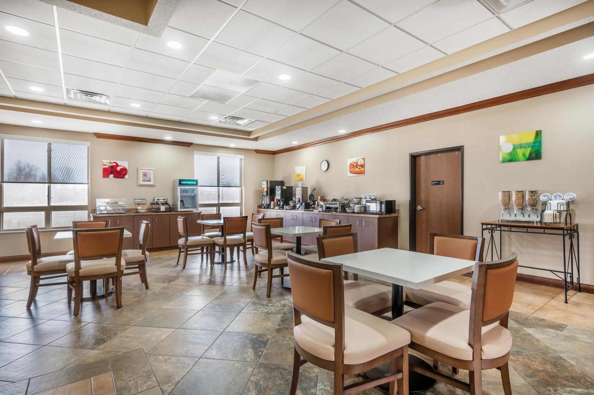 Quality Inn & Suites Rockport-Owensboro North Gold Award Winner Extérieur photo